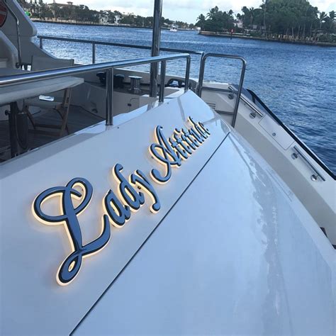 yacht lettering graphics.